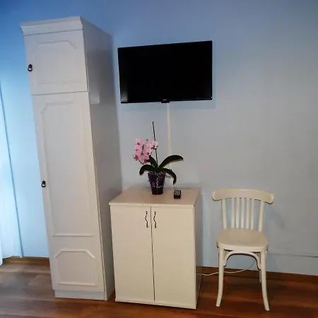 Gasthof Gyongyvirag Vendegszoba *
